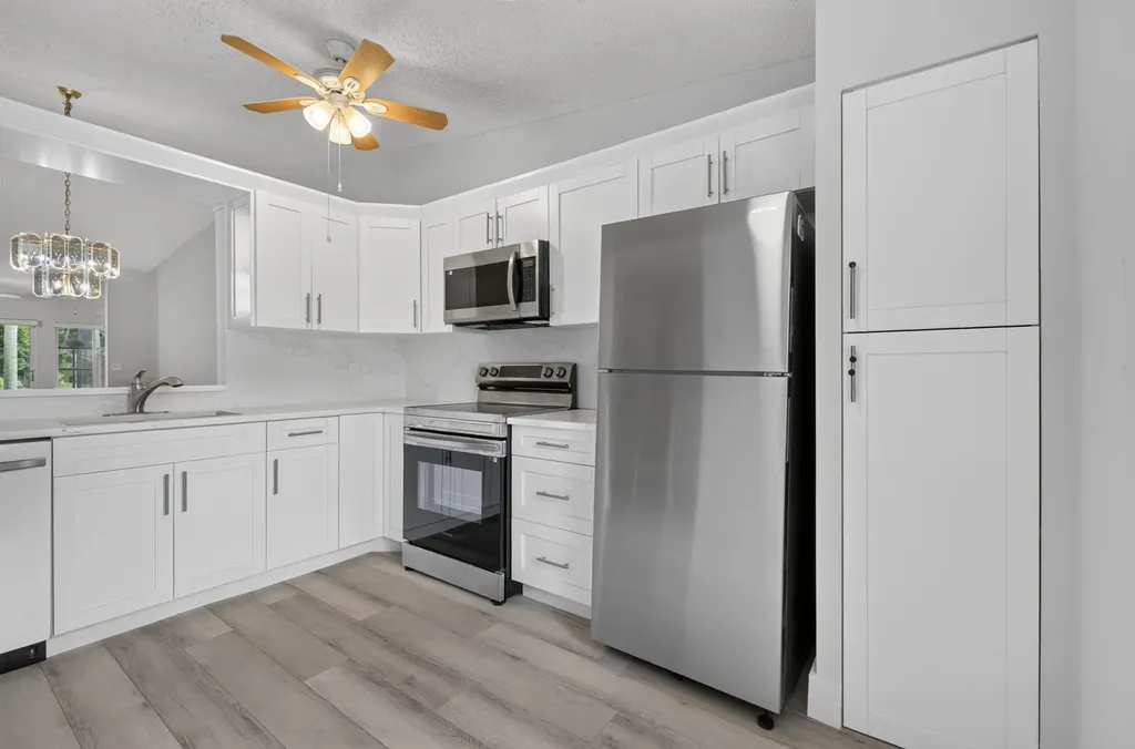 18716 Schooner Drive Boca Raton FL 33496