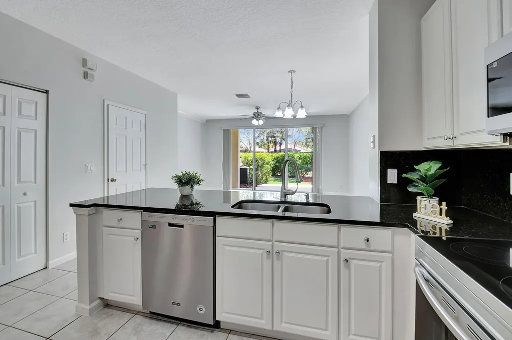 9917 Porta Leona Lane Boynton Beach FL 33472