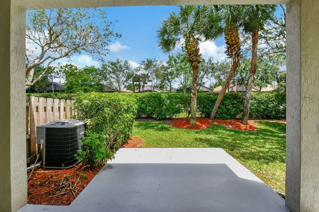 9917 Porta Leona Lane Boynton Beach FL 33472