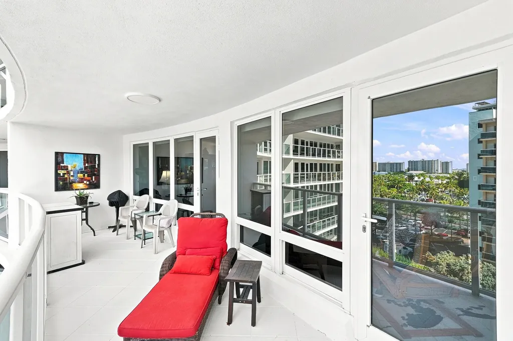 4100 Galt Ocean Fort Lauderdale FL 33308