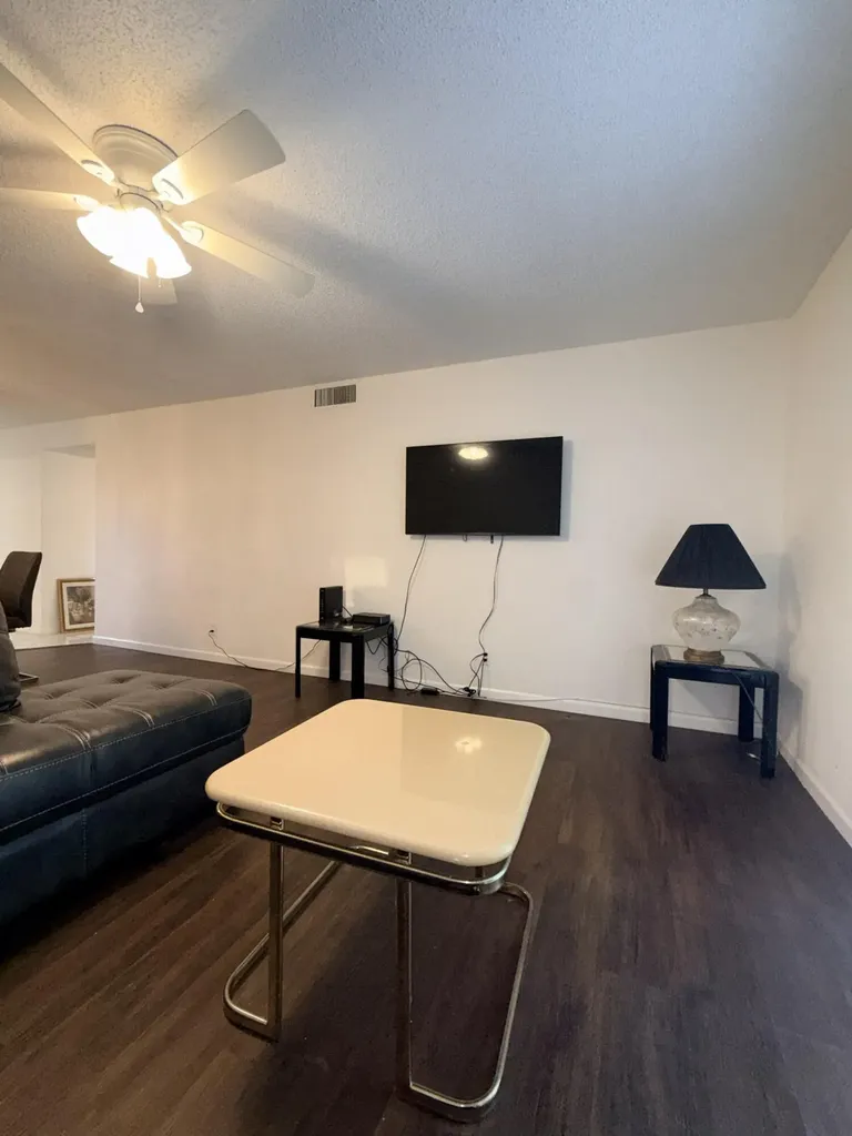 2601 NE 3rd Court Boynton Beach FL 33435