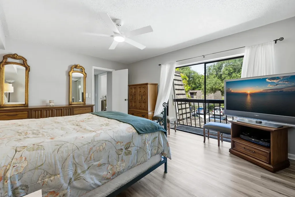 605 6th Terrace Palm Beach Gardens FL 33418