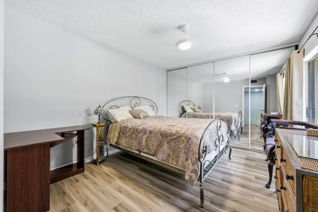 605 6th Terrace Palm Beach Gardens FL 33418