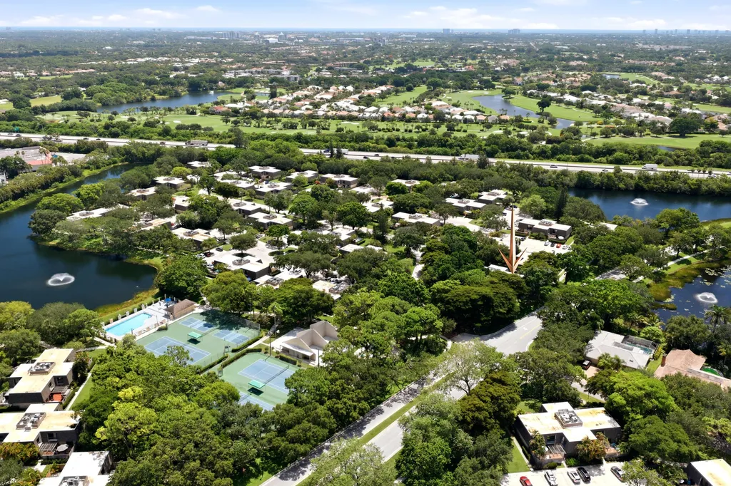 605 6th Terrace Palm Beach Gardens FL 33418