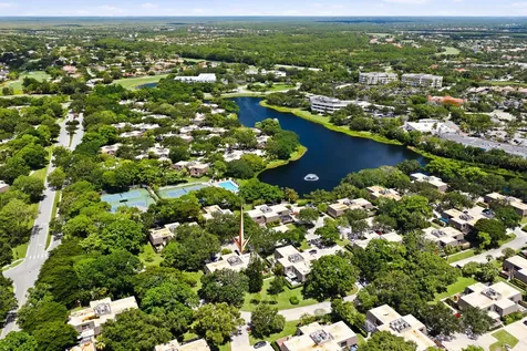 605 6th Terrace Palm Beach Gardens FL 33418