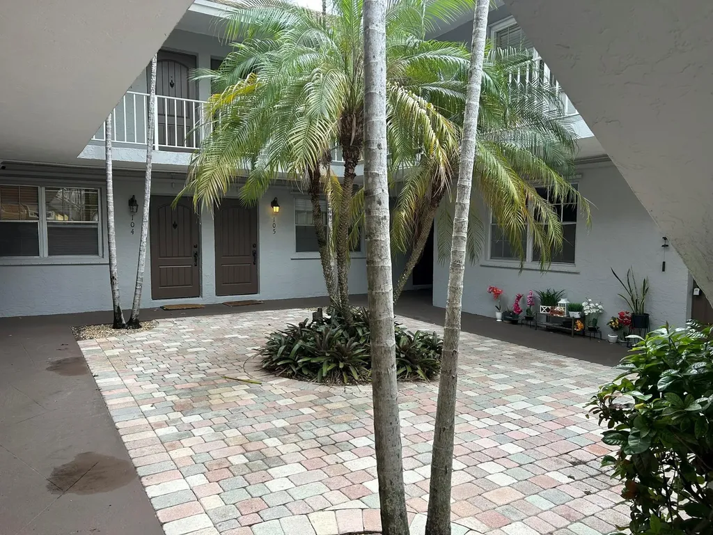 510 NE 17th Avenue Fort Lauderdale FL 33301