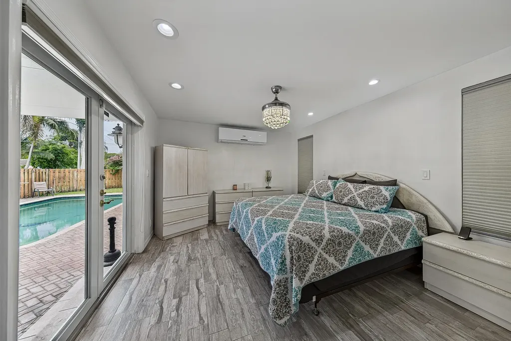 800 SW 19th Street Fort Lauderdale FL 33315