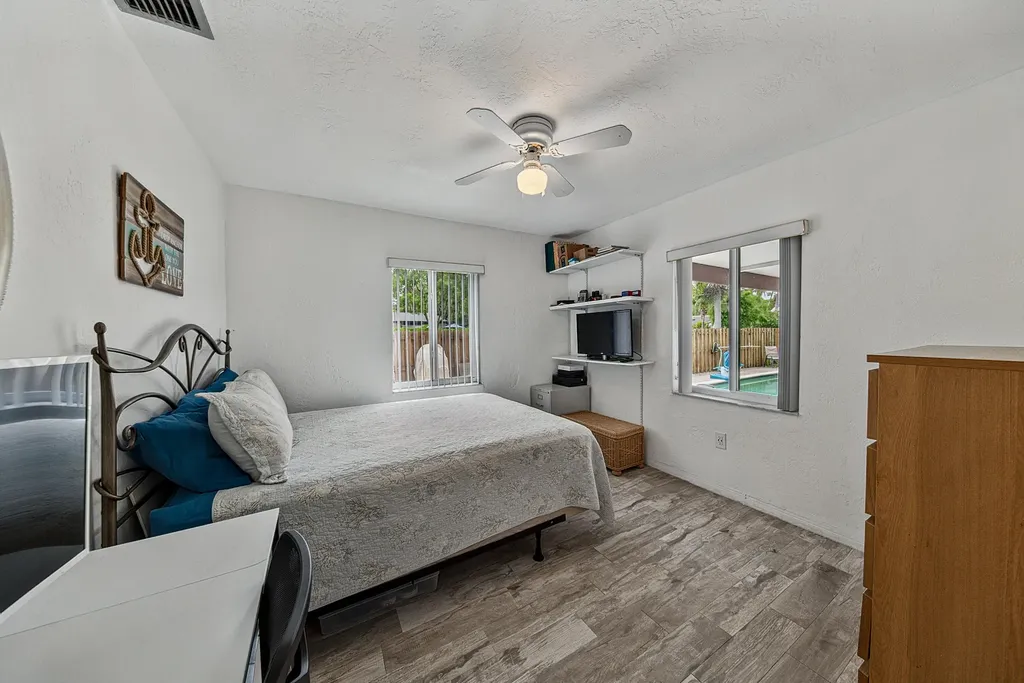 800 SW 19th Street Fort Lauderdale FL 33315
