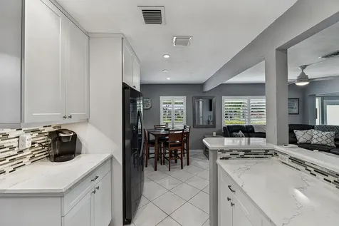 800 SW 19th Street Fort Lauderdale FL 33315