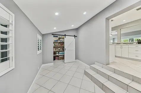 800 SW 19th Street Fort Lauderdale FL 33315
