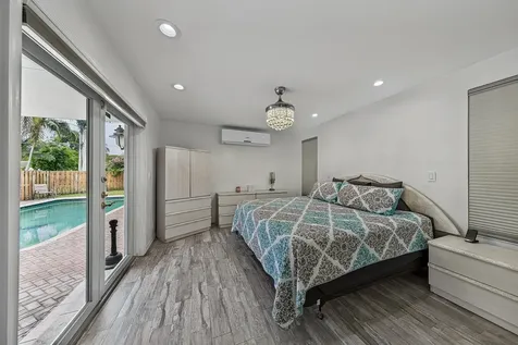800 SW 19th Street Fort Lauderdale FL 33315