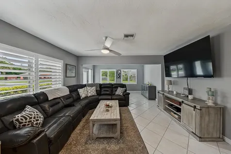 800 SW 19th Street Fort Lauderdale FL 33315