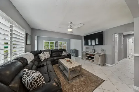 800 SW 19th Street Fort Lauderdale FL 33315