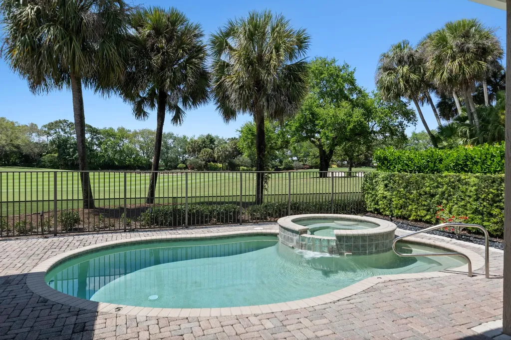 15881 Double Eagle Trail Delray Beach FL 33446