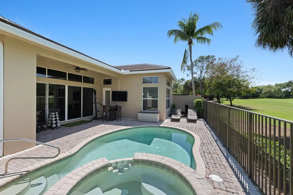 15881 Double Eagle Trail Delray Beach FL 33446