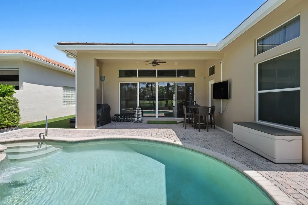 15881 Double Eagle Trail Delray Beach FL 33446
