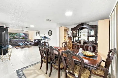 4863 Dovewood Terrace Boynton Beach FL 33436