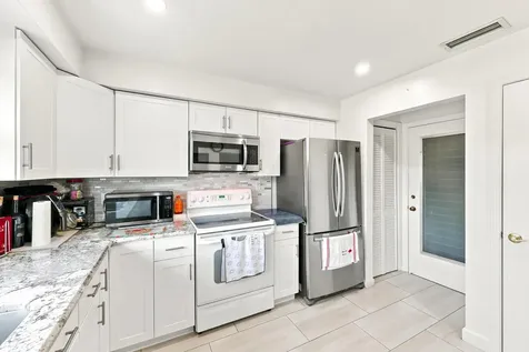 4863 Dovewood Terrace Boynton Beach FL 33436
