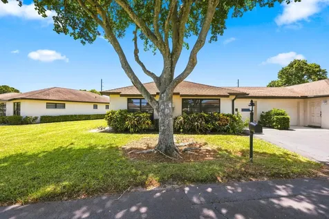 4863 Dovewood Terrace Boynton Beach FL 33436