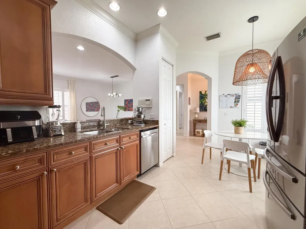 167 Isle Verde Way Palm Beach Gardens FL 33418