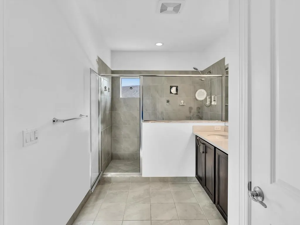 556 Sanderling Circle Deerfield Beach FL 33442