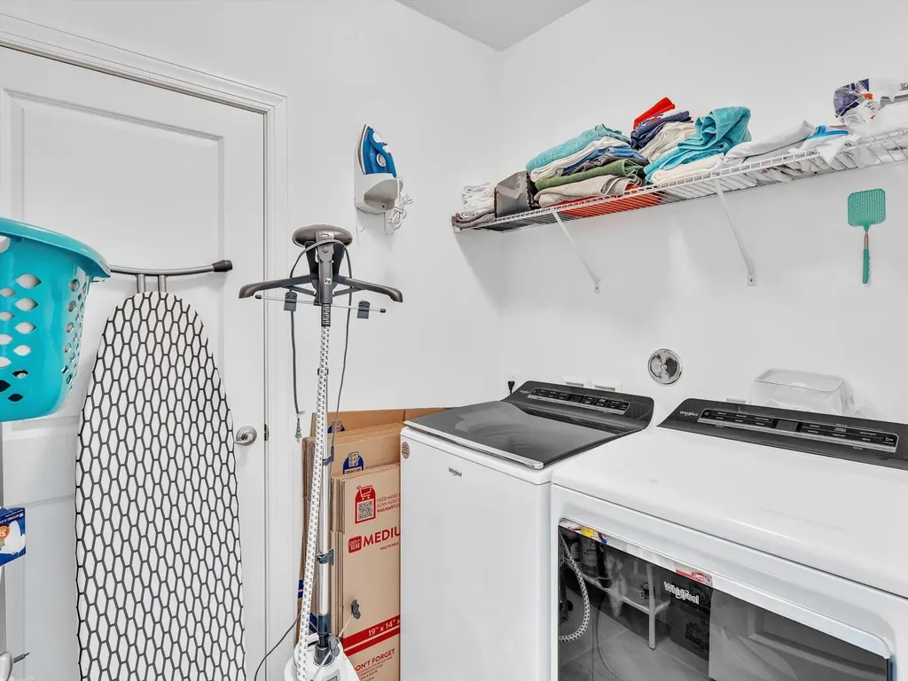 556 Sanderling Circle Deerfield Beach FL 33442