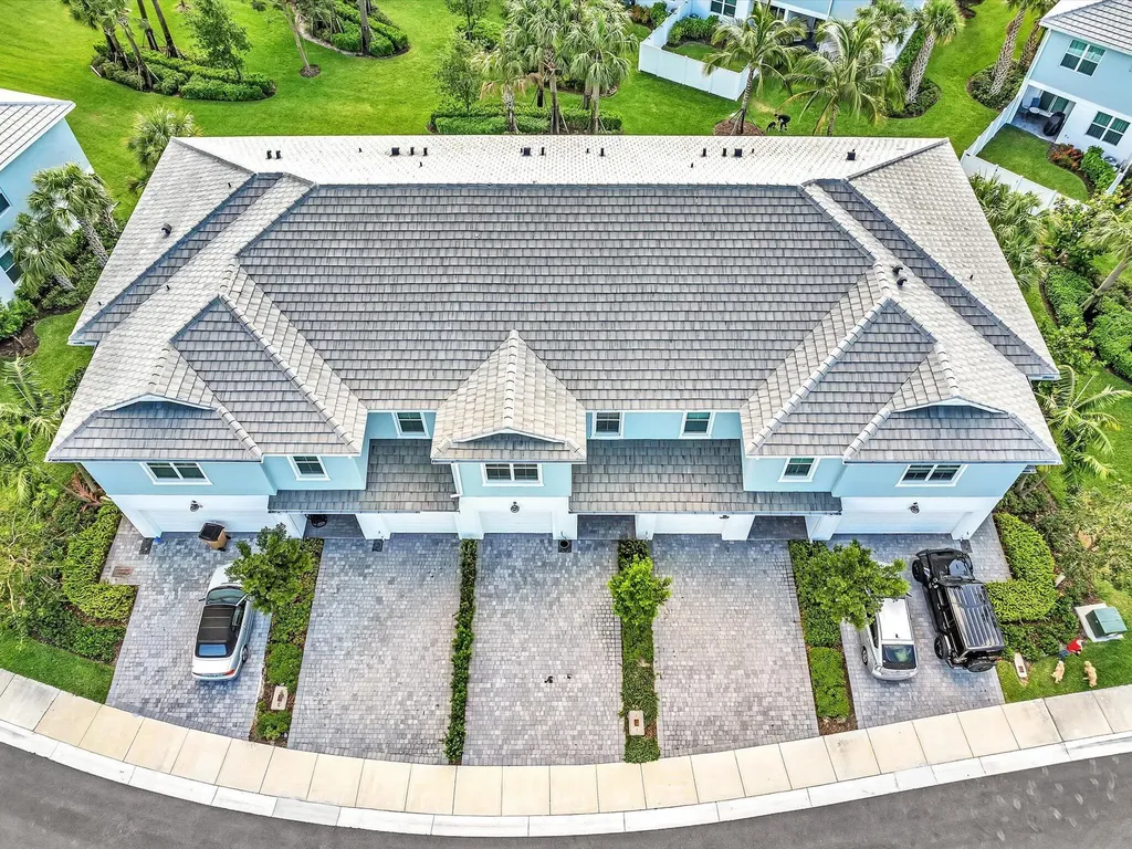 556 Sanderling Circle Deerfield Beach FL 33442