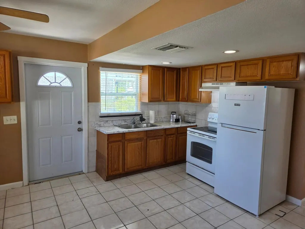 337 Hernando Street Fort Pierce FL 34949