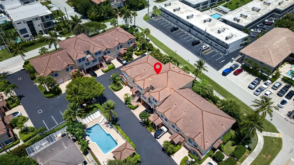 1998 NE 7th Street Deerfield Beach FL 33441