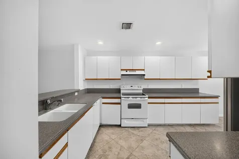 1998 NE 7th Street Deerfield Beach FL 33441
