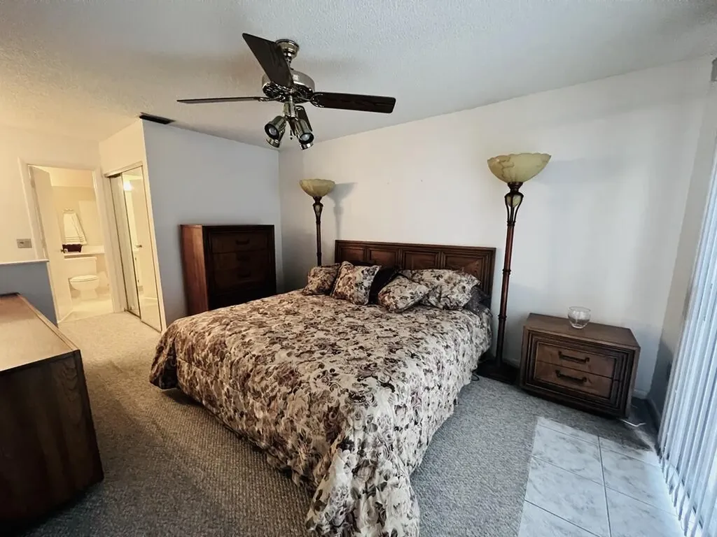 4232 Palm Bay West Palm Beach FL 33406