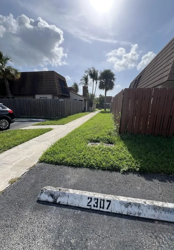 4232 Palm Bay West Palm Beach FL 33406