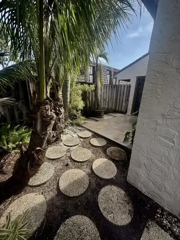 4232 Palm Bay West Palm Beach FL 33406