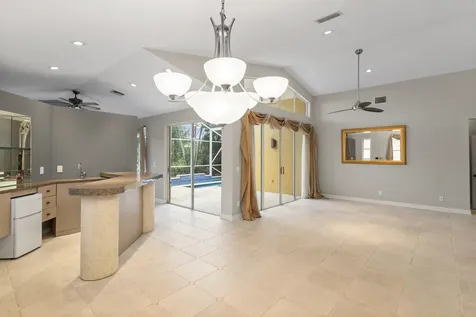 3254 NW 22nd Avenue Oakland Park FL 33309
