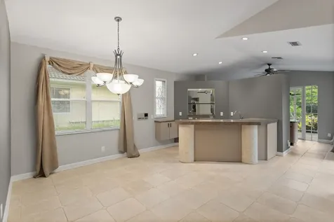 3254 NW 22nd Avenue Oakland Park FL 33309