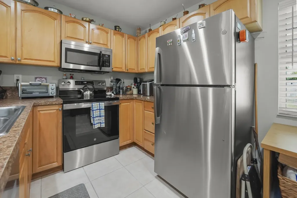 3231 Vassallo Avenue Palm Springs FL 33461