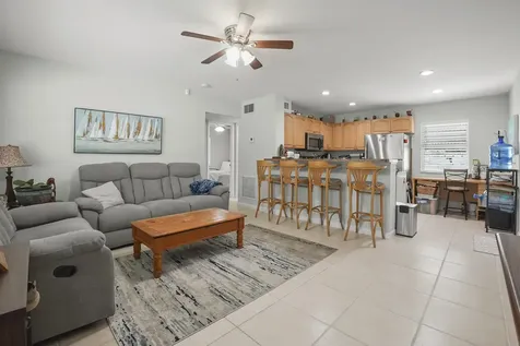 3231 Vassallo Avenue Palm Springs FL 33461