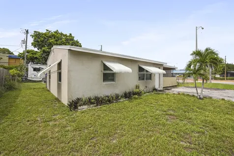 3231 Vassallo Avenue Palm Springs FL 33461