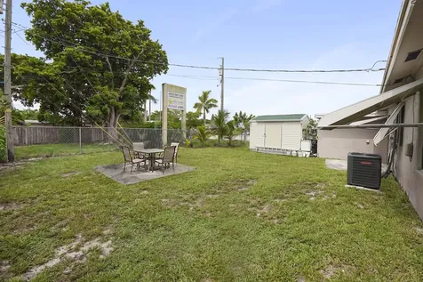 3231 Vassallo Avenue Palm Springs FL 33461