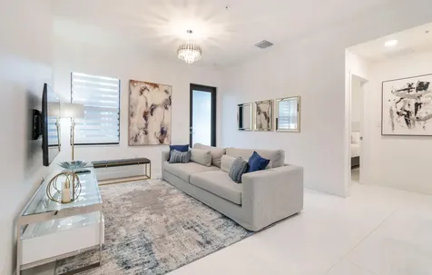 8045 NW 104th Avenue Doral FL 33178