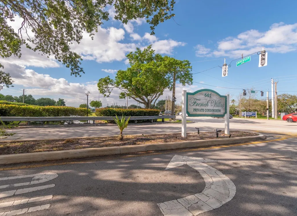 7980 N French Drive Pembroke Pines FL 33024