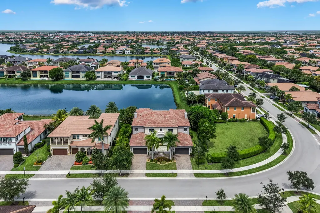 9065 Watercrest Circle E Parkland FL 33076