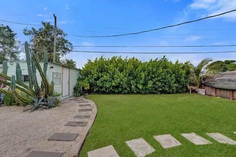 180 NW 48th Court Oakland Park FL 33309