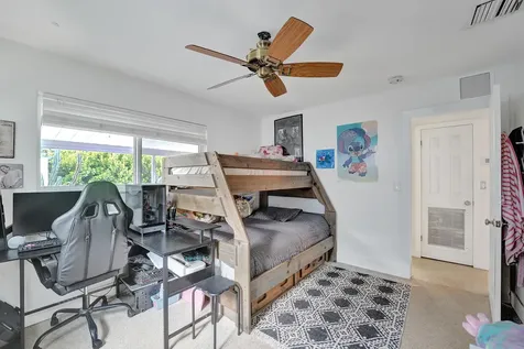 180 NW 48th Court Oakland Park FL 33309
