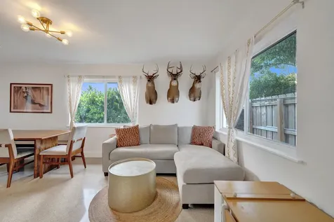180 NW 48th Court Oakland Park FL 33309