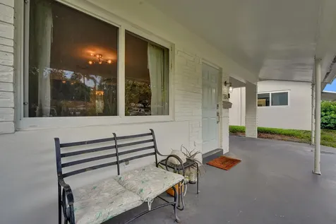 180 NW 48th Court Oakland Park FL 33309