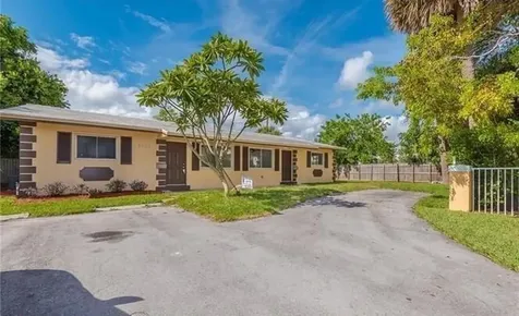 2061 NE 25th Avenue Pompano Beach FL 33062