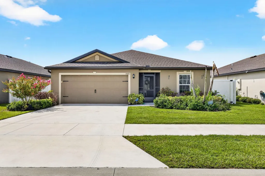 5521 Fantasy Drive Fort Pierce FL 34947