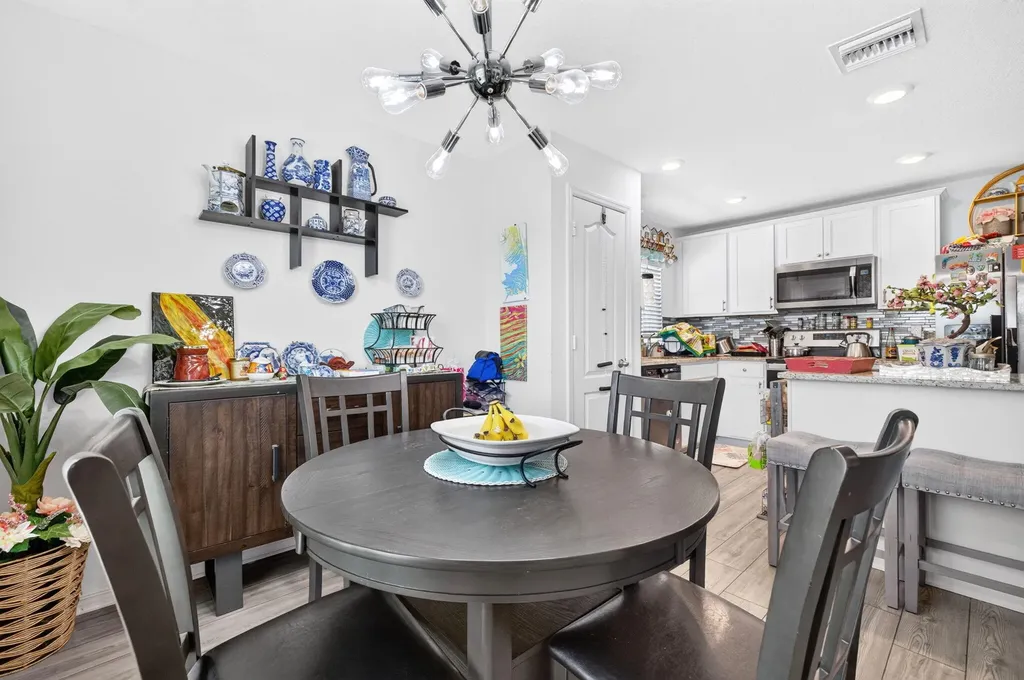 5521 Fantasy Drive Fort Pierce FL 34947