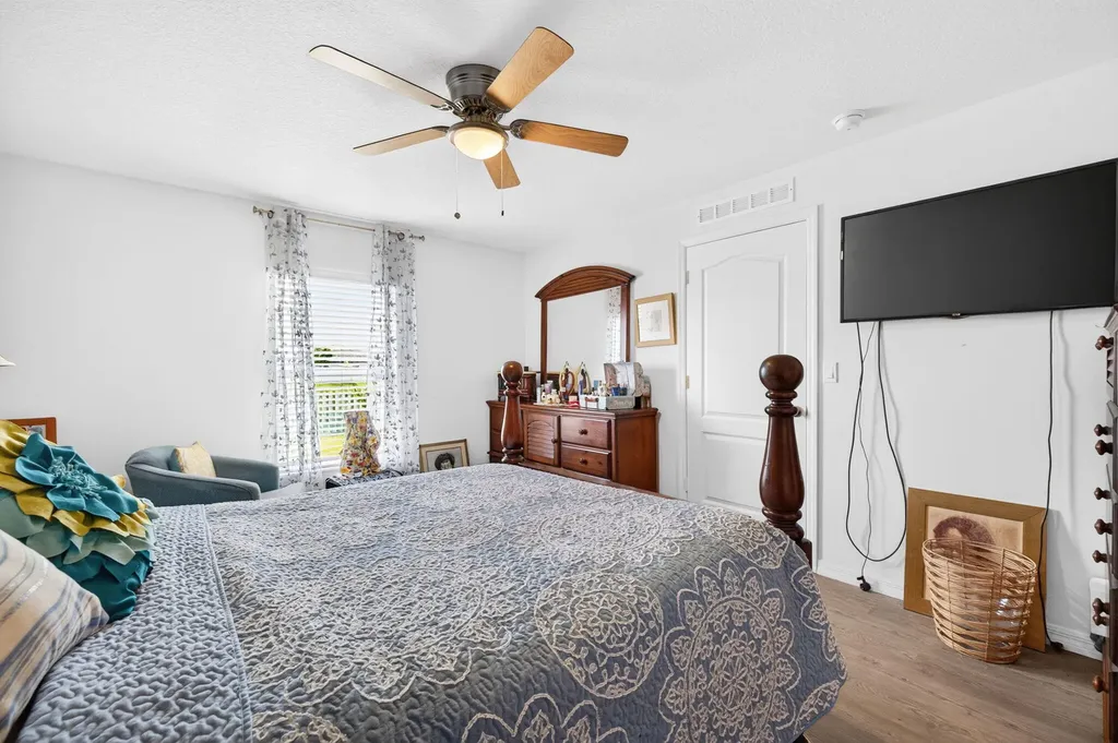 5521 Fantasy Drive Fort Pierce FL 34947
